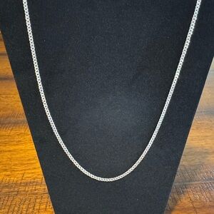 Elegant Silver Chain Necklace